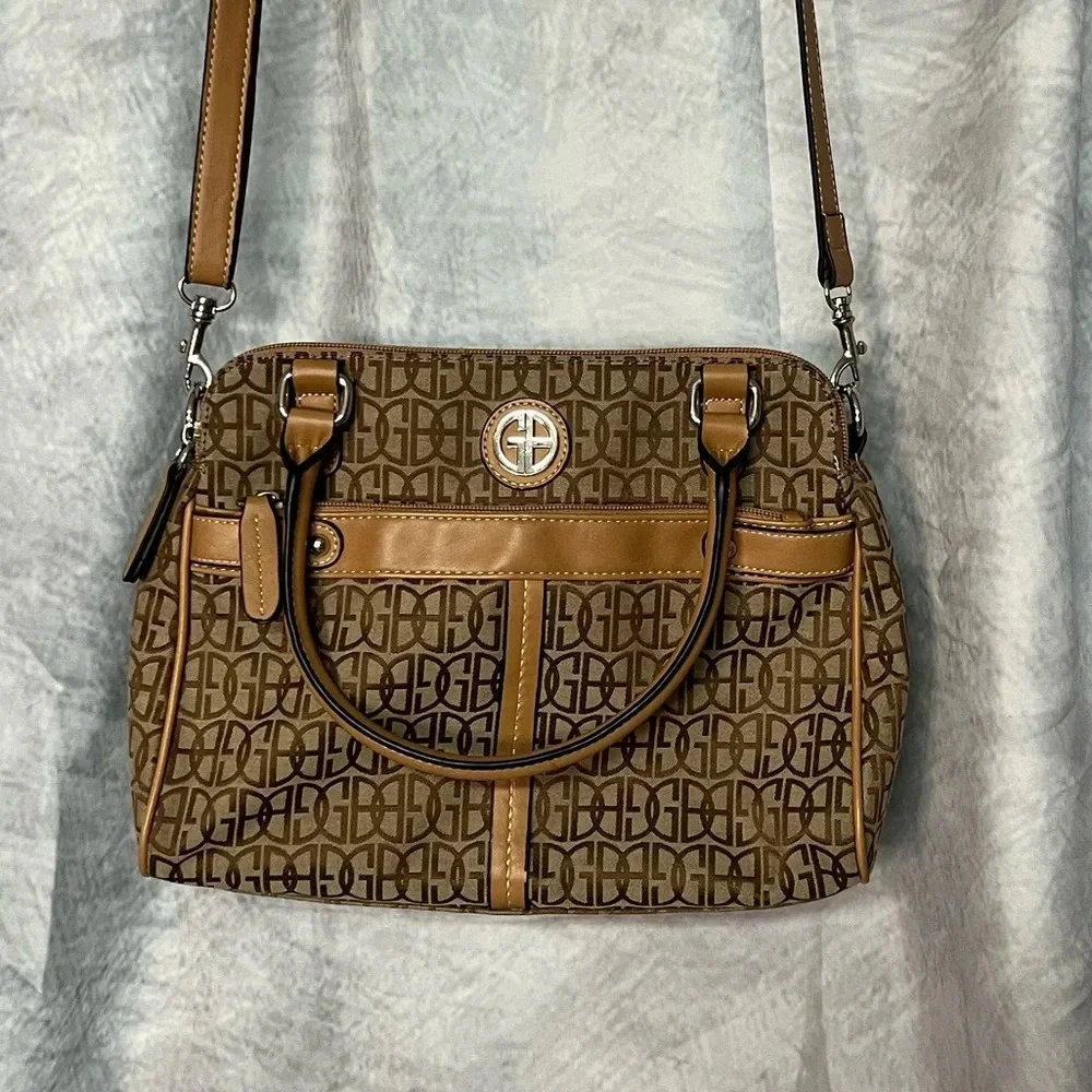 Giani Bernini Camel, Tan and Brown Shoulder Bag with Tons of Pockets
